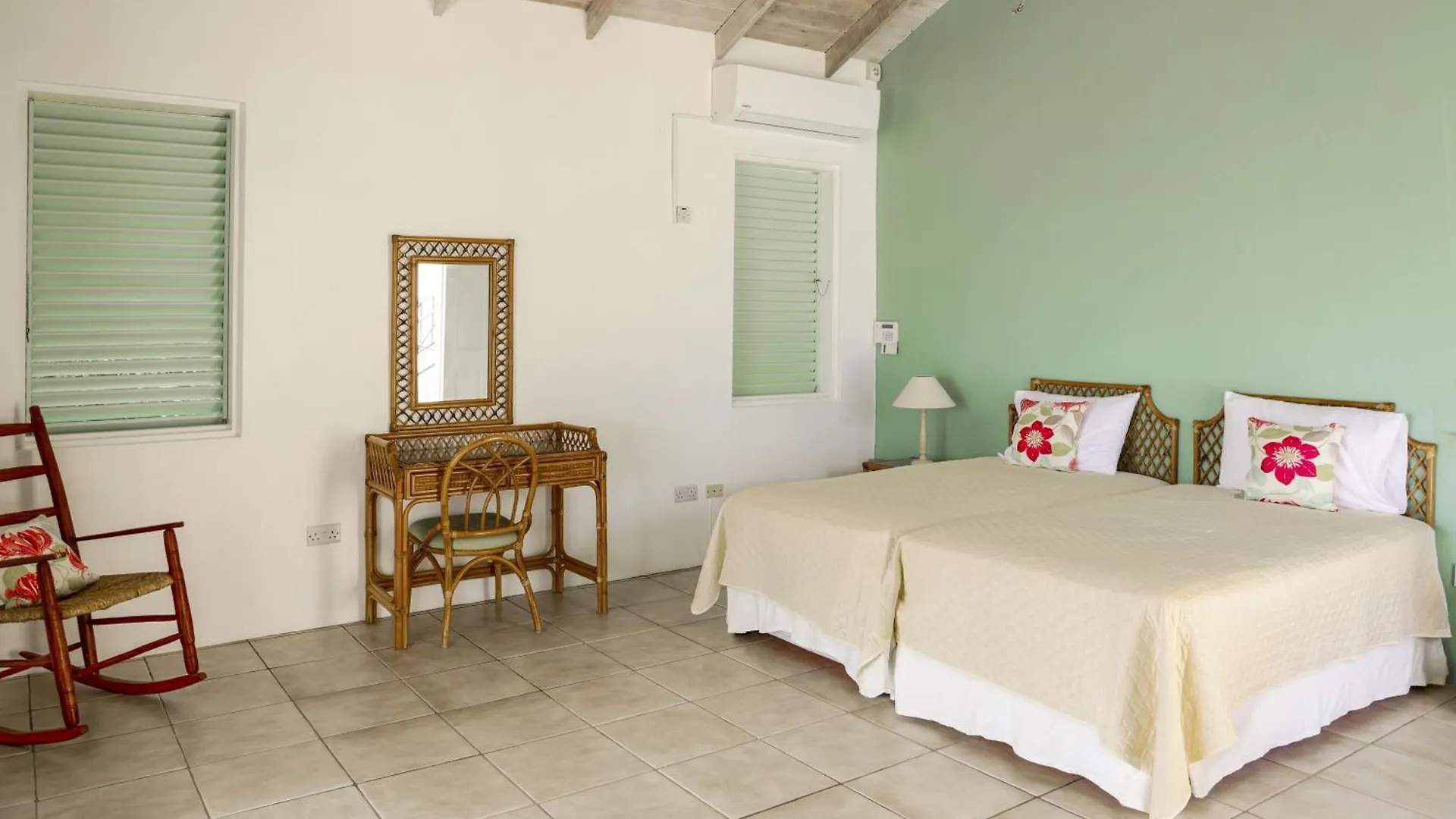 Zephyr Hill - 4 Bedroom Villa With Awe Inspiring Views Villa Cap Estate