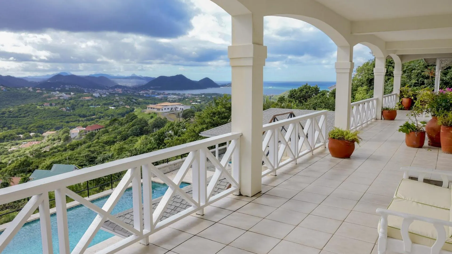 Zephyr Hill - 4 Bedroom Villa With Awe Inspiring Views Villa Cap Estate