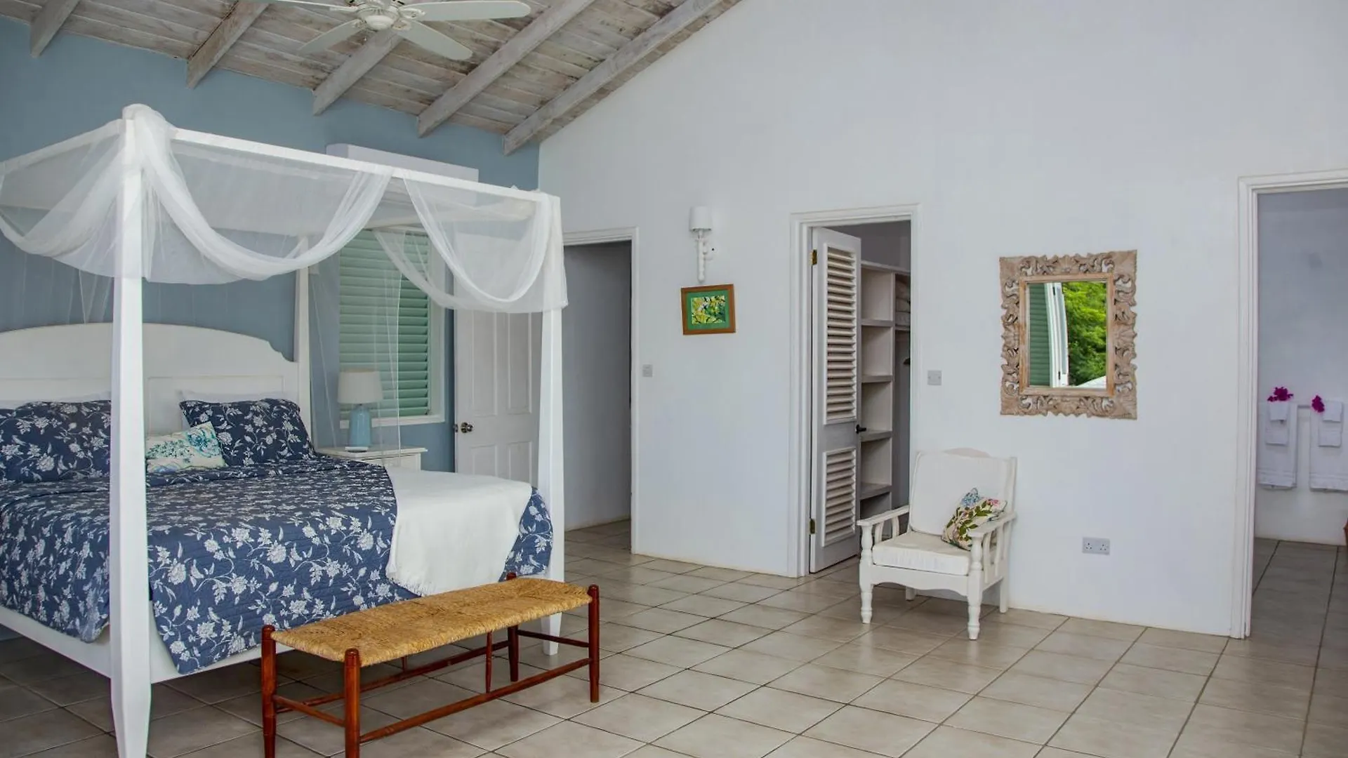 Zephyr Hill - 4 Bedroom Villa With Awe Inspiring Views Villa Cap Estate