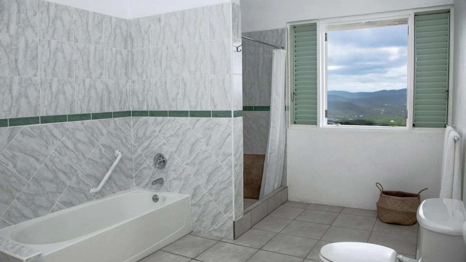 Cap Estate Zephyr Hill - 4 Bedroom Villa With Awe Inspiring Views Villa Cap Estate