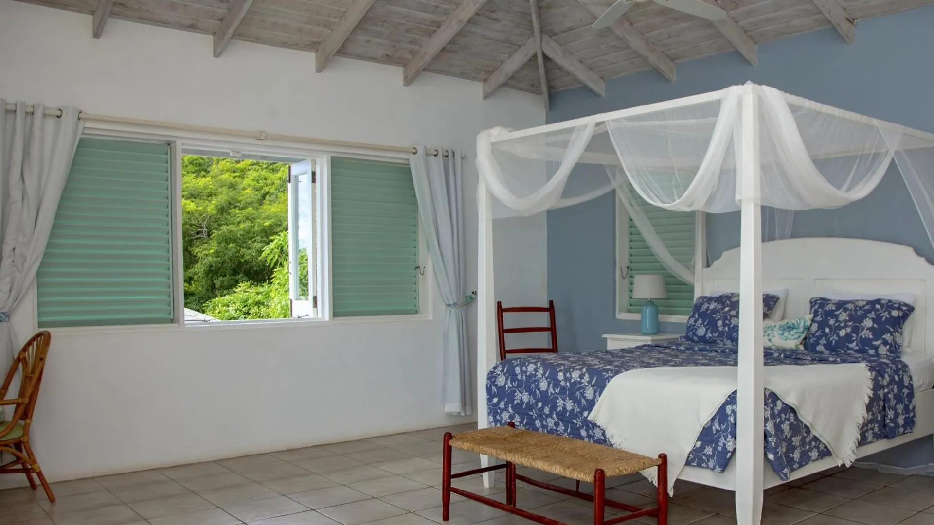 Cap Estate Zephyr Hill - 4 Bedroom Villa With Awe Inspiring Views Villa  Cap Estate